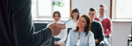 ¡Nos vamos a Aula a dar a conocer las oportunidades de empleo de nuestras formaciones!
