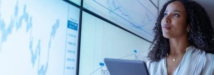 ¿Qué es el procesamiento por lotes y cuándo utilizarlo en proyectos de datos?